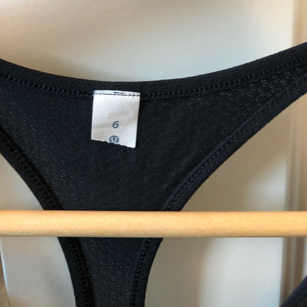 LuluLemon Bra Tank - Picture 4 of 4